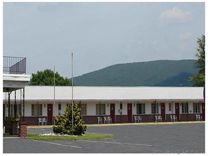 Scottish Inns Fayetteville Kültér fotó